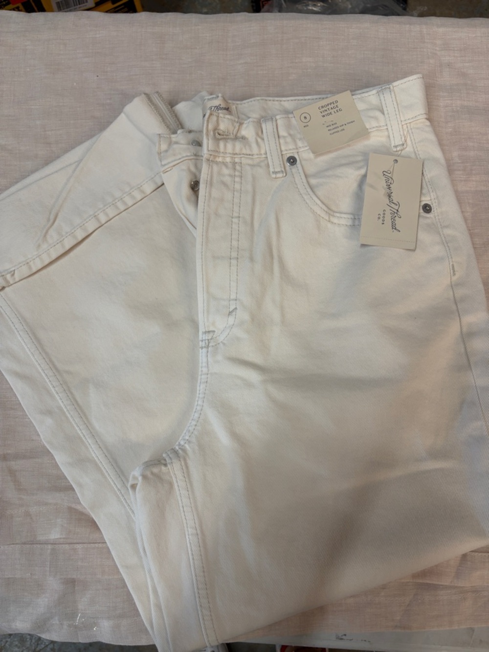 High-Rise Cropped Vintage Wide Leg Jeans - White 8 - Picture 2 of 5